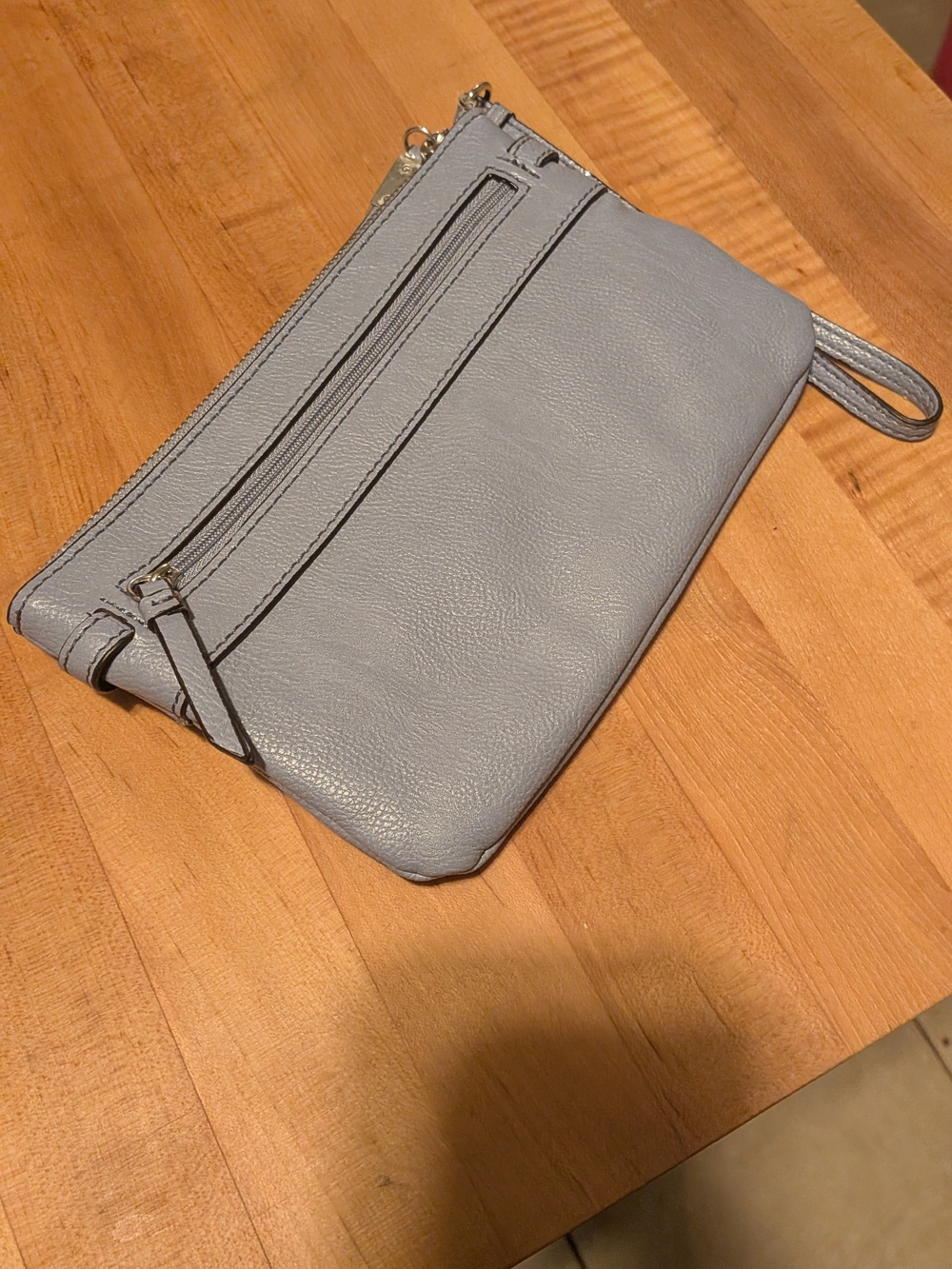 Simply Vera Vera Wang Baby Blue Ruched Wristlet Clutch - Picture 4 of 10